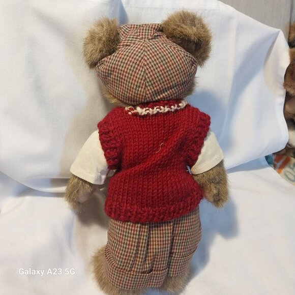 Vintage Golfing Teddy Bear Plush With Plaid Outfit & Golf Club Lapel Pin - Picture 5 of 6